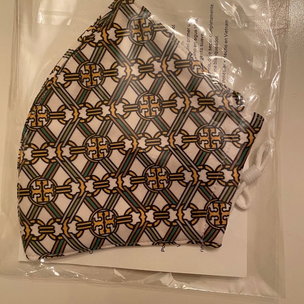 Tory Burch Face Mask